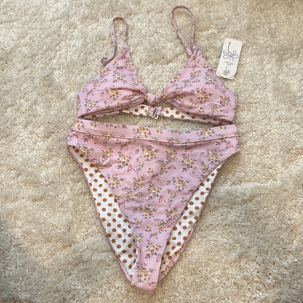 NWT Dippin Daisy’s bikini set